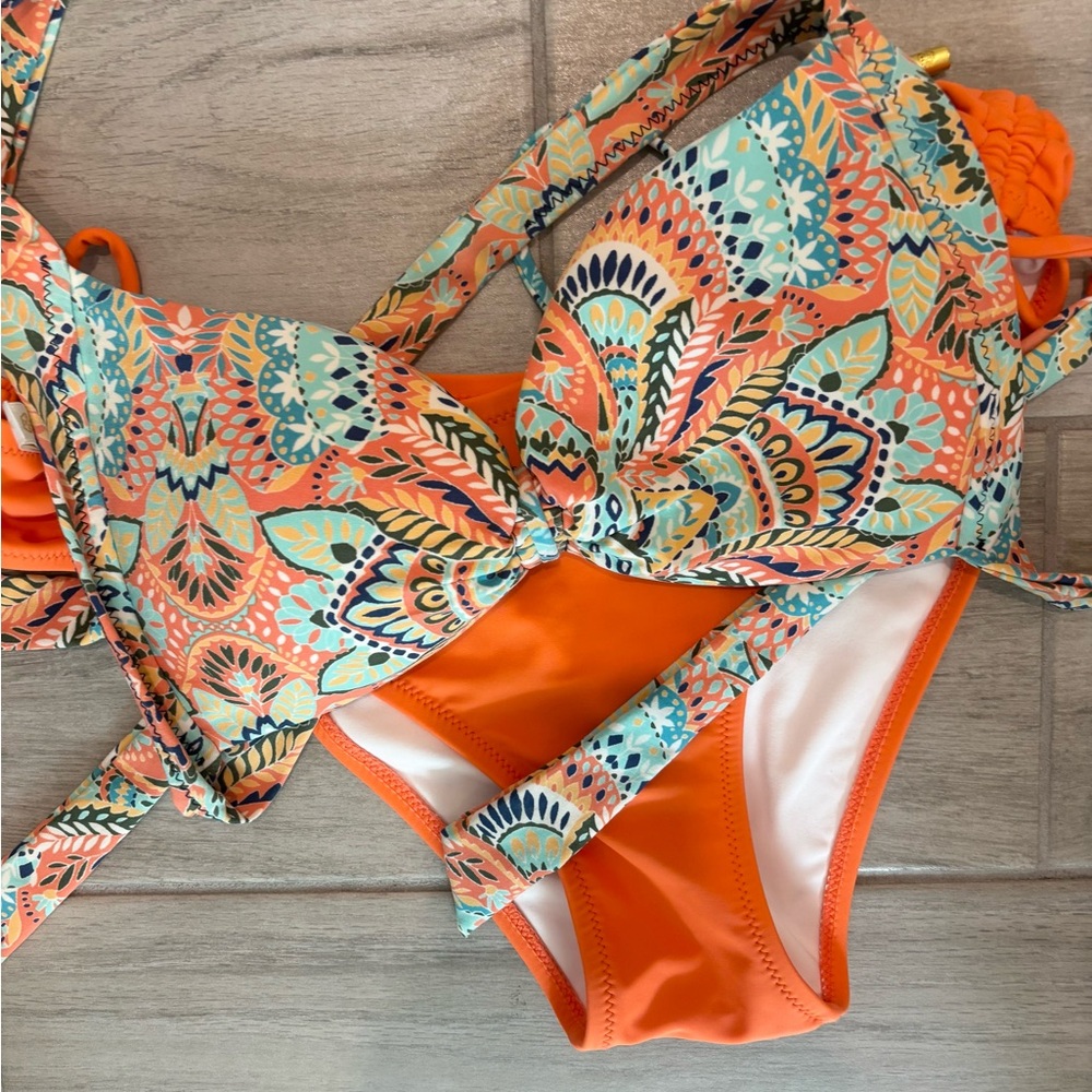 Helen Jon Paisley Bikini top size Medium